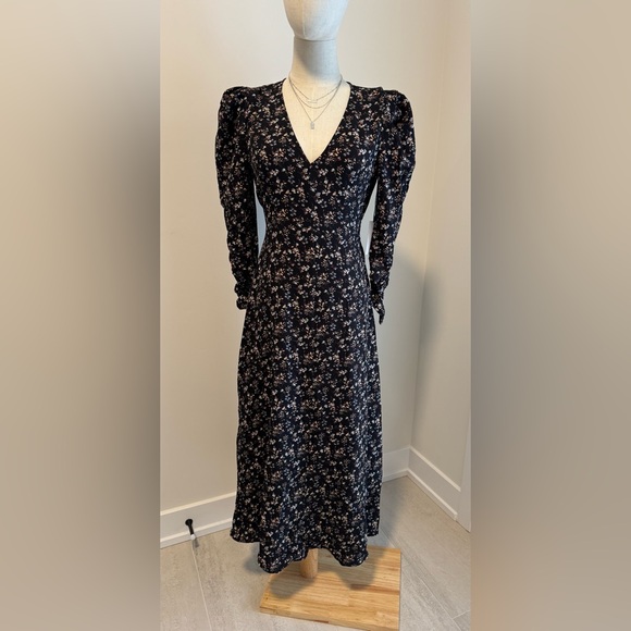 NWT - Astr Black Floral Long Sleeve Dress - Picture 7 of 10